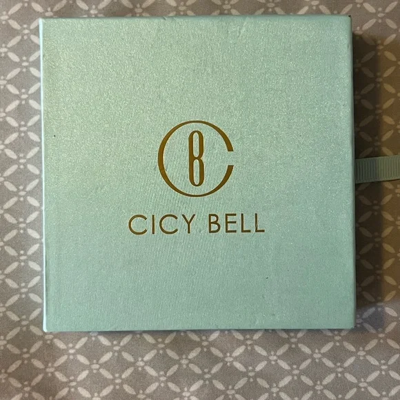 Cicy Bell Gold Necklace for Women - Picture 2 of 3